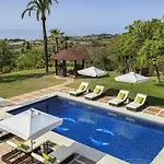 Lola * Estepona